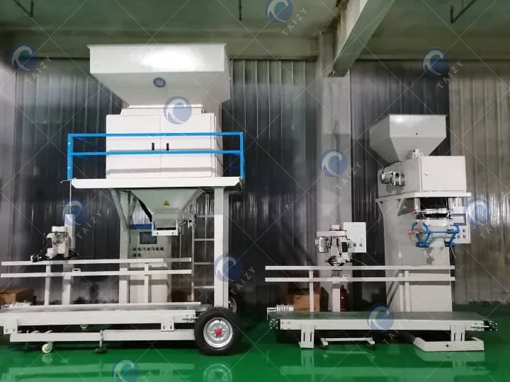 Corn flour packing machine for packaging powder