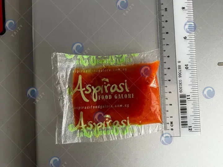 Hot Sauce Packaging Machine Helps Singapore Food Processing Plant Improve Efficiency 3 Chili sauce three-side sealed packaging
