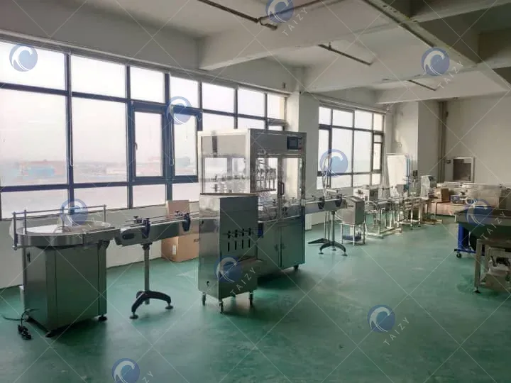 Automatic Liquid Bottle Filling Machine For Water Juice 10 Automatic juice filling production line