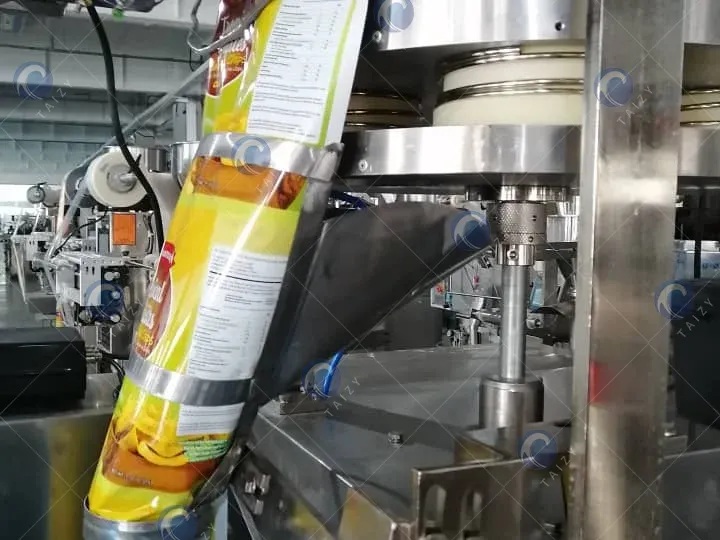 Commercial Popcorn Packaging Machine 9 Former of popcorn packaging machine