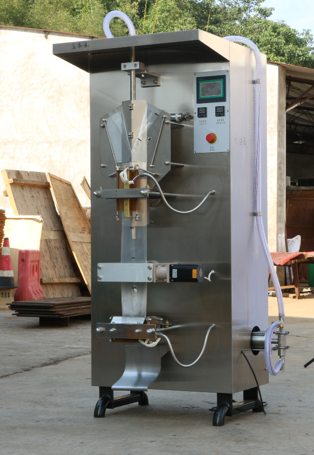 Drink water filling sealing machine