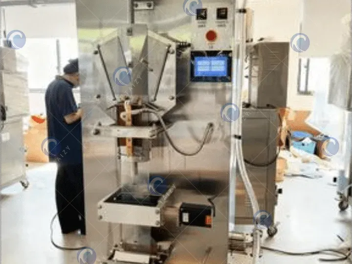 liquid packaging machine