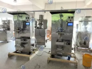 machine d'emballage verticale pour sachets d'eau