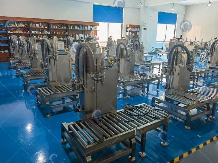 آلة تعبئة المعجون نصف الأوتوماتيكية 6 آلة تعبئة السوائل الكيميائية