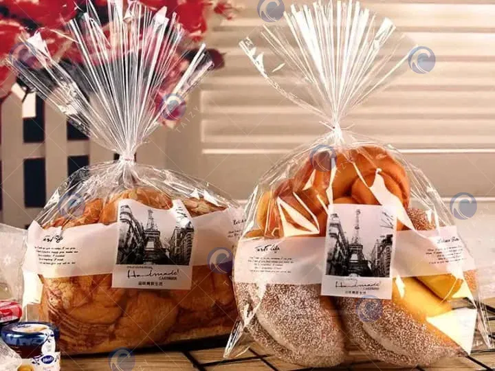 Завязывание пакета для закусок Завязывание пакета для закусок