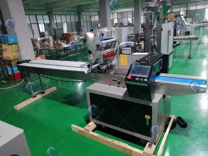 Flow pack machine