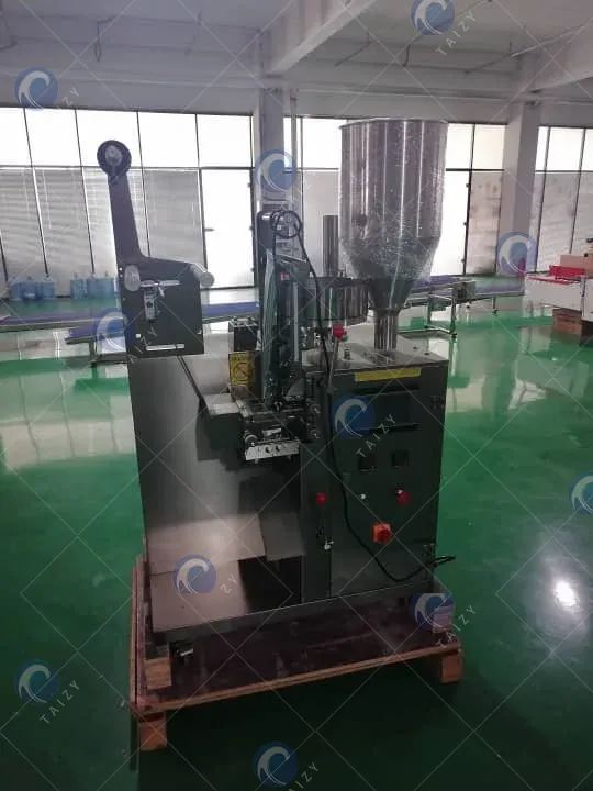 Small tea packaging machine