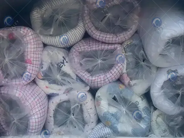 Vacuum Seal Chamber In Indian Home Textile Industry 3 Quilt before vacuum packaging