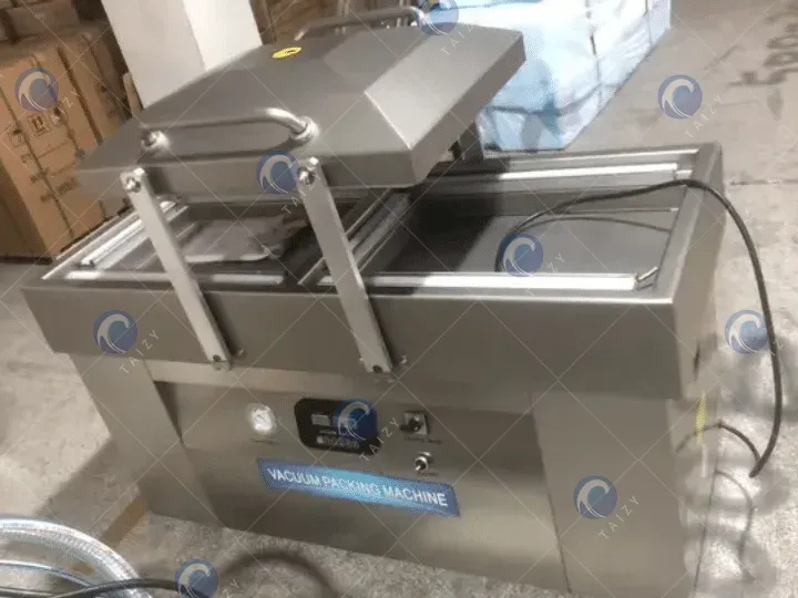 vacuum packaging machine