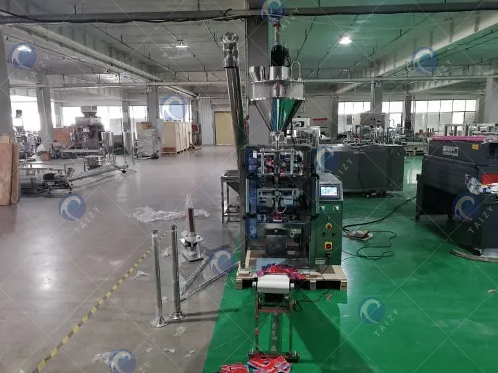 Vertical Flour Packaging Machine Solution 5 Corn flour packaging machine