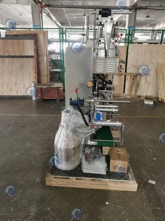 Vietnam Customer Ordered Tea Bag Packing Machine 6 Leaf tea packing machine